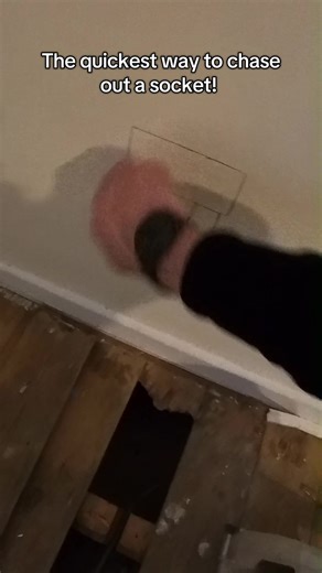 Chasing Out a Socket: A Quick Guide for Electricians