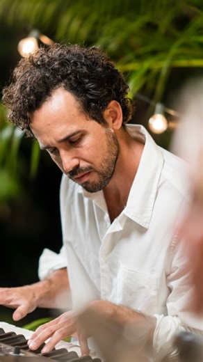 Sugarshack Sessions on Instagram: "A brand new drop in our series feat. Artikal Sound System goes live tonight at 8pm EST! Tune in this evening for the full acoustic play through of their track ‘Right Now’ and support The Shack by subscribing on YouTube! Artist: @artikalsoundsystem Track: Right Now Date Filmed: September 3, 2025 📸 @max_madeit CHANNEL SPONSORS: 💧@chaserwater ✨@drinklevity 🌿@mitra9official ☀️@drinksuncruiser Want to come to a session? We just dropped a handful of new Experience