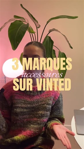 Julie alias JBD 🌞 on Instagram: "3 marques d’accessoires à chercher sur Vinted ✨ . Moi c’est Julie, Sur ce compte, on parle mode, seconde main, et pleins d’autres sujets comme : - mes astuces Vinted (mots-clés, recherches, bons plans) - mes looks du jour et idées de tenues - mes hauls - la culture mode/vintage Si tu aimes la mode et les bonnes affaires, abonne-toi 💋 . . . . . . . . . . . : . . Vinted, astuces Vinted, conseils Vinted, seconde main, vêtements seconde main, mode seconde main, sho