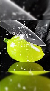 Slicing a Solid YELLOW JADE mango! 🥭💎 (Wait for the Crack) #ASMR