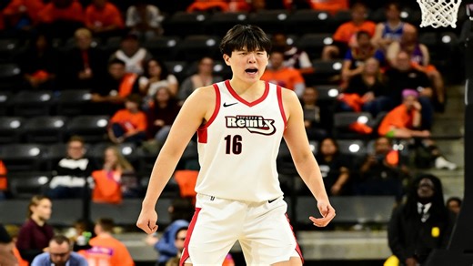 关键2 1杀死比赛！杨瀚森轰18 7完美收官！