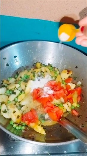 aloo gobi matar ki majedar recipe🤤#youtubeshorts #food #cooking #shortvideo #shortfeed