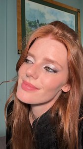 The perfect combination of makeup and skincare with a touch of luxury! Experience the magic of Sisley's nourishing formulas. | Sisley Paris