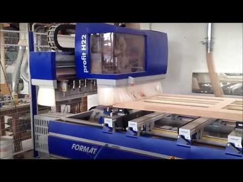 Format-4 Haustürbearbeitung auf einer CNC Maschine