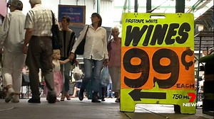 A Melbourne bottle shop has started selling wine for 99c a bottle, in a bid to take it up to the big players in the liquor industry. | 7NEWS Australia