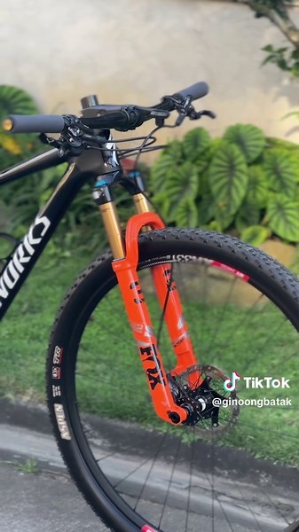 S-works 2.0🔥#ginoongbatak #tiktokphilippines #siklistangtiktoker #specialized #dtswiss #sworks #epic #carbon #bike #fox #shimano #xtr