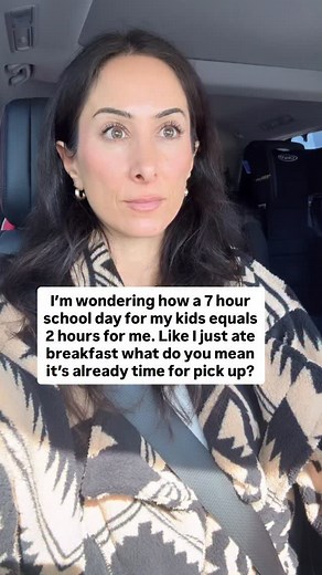 The math ain’t mathin #momoftwokids #momhumour #fitmomcommunity #motherhoodcommunity #momshelpingmoms #funnymoms #fitmomover40 #fitwomenover40 | Annie Fit Mom