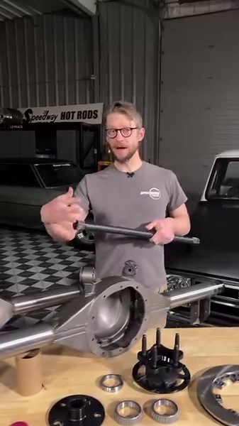 307K views · 10K reactions | Full floating axle vs. semi floating axle. #axle #wheelhub #performance #speedytip | Speedway Motors | Facebook