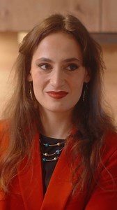 Ma Copine Drague mon Père - Episode 4 la suite ici https://onelink.to/storyshort #PREMIER #couple #amour #Storytv | Storytv