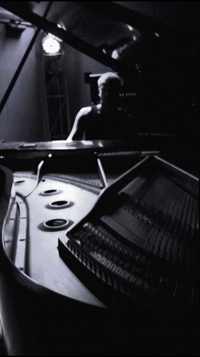 9.6K views · 348 reactions | CRAIG OWENS - VOLUME I TOUR 06/06 -...