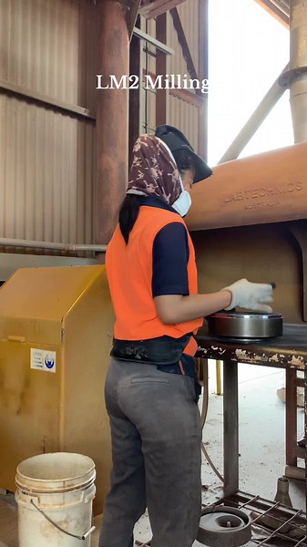 Milling Method Using LM2 Machine for Sample Preparation