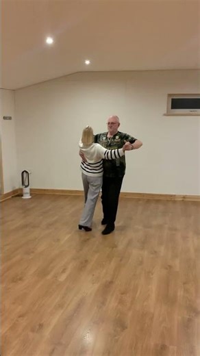 10.3.26 Advanced Tango (2 Walks, 5 Step, Twist Turn, Back Open Promenade)