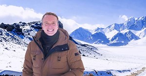 "Pékin Express" 2025 : Date de diffusion, candidats, difficultés de tournage… Tout ce qu'il faut savoir sur "La route des glaces"