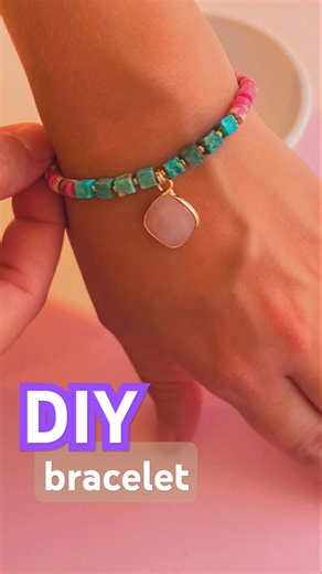 DIY bracelet #braceletmaking #braceletideas #handmadejewellery #diybracelet #jewellerydesign #colors