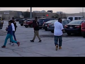 LOUD TRAIN HORN SCARES MALL SHOPPERS