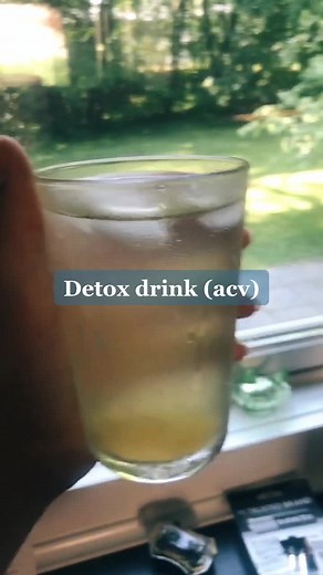 What I eat in a day to lose weight #weightloss #healthy #weightlosscheck #weightlossjourney #fitness #weightlossdrink #detoxdrink #loseweightwithme