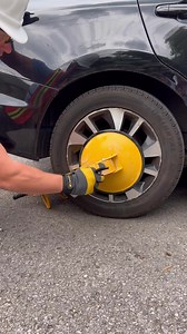 easy way to remove a parking boot! 🤯 #diy #hack #crafty #men #handy #genius #wow | Powered by Perk