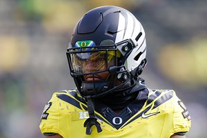 Oregon football cornerback Rodrick Pleasant finishes 4th in 100 meters at Battle at the Beach