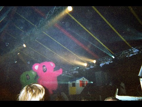 Aphex Twin - Heliosphan (Live @ Shinjuku Liquid Room, Japan, Tokyo, February 1, 1997) [Proshot]