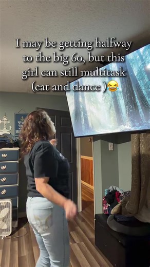 A draft I forgot to post!!!#draft #fypシ #multitasking #fyp #dancing | dancing lady