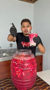 8.5M views · 222K reactions | Como preparar un aguita de tutti frutti | Pakoyaso | Facebook