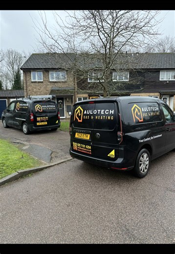 🚨 Emergency Boiler Replacement – 12 HOURS 🚨 No heating. Winter setting in. Old boiler packed in. ❄️ They needed help FAST — so we moved fast. 🕘 Enquiry accepted 9pm 🛒 Materials collected first thing by our MD, Kyri 🚐 Engineers on site before 9am 🔥 Heat & hot water restored — no delay This is what doing the job properly looks like. No waiting. No excuses. Just results. 💬 Boiler installations, upgrades or replacements: 📞 020 7101 4284 📧 info@aulotech.co.uk 🌐 www.aulotech.co.uk #Emergency
