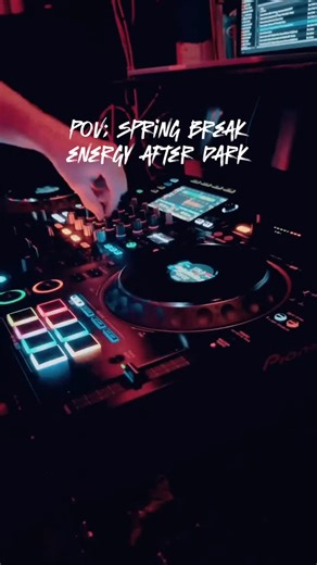 Gilligan's Island Bar on Instagram: "Beach all day. DJs all night. Spring Break on Siesta Key means live music, DJ nights, and no reason to head home early. This is your sign to stay out and make it a night."