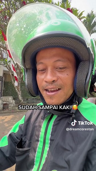 Dora the Explorer Inception Adventure with Abuela | King Charles & Longlegs | POV