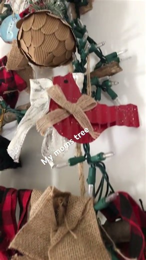 DIY branch tree #Christmas #nontraditional-tree#tistheseason