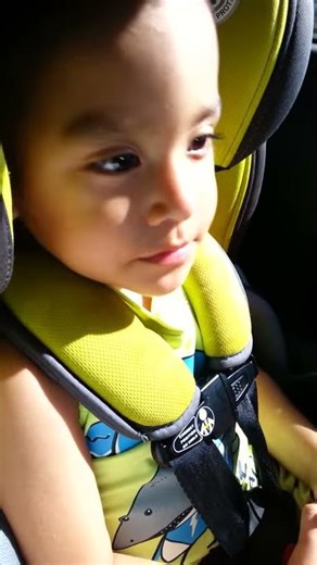 Owen singing along to Alien Ant Farm 'Homage'