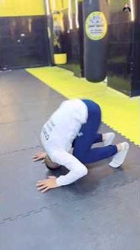 Steps and tutorial for the back roll for beginners 👌 #sports #explore #training #gymnastics #exer...