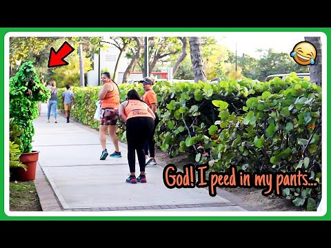 Bushman Prank: I make that woman PEE her pants 😂 Bushman 2022