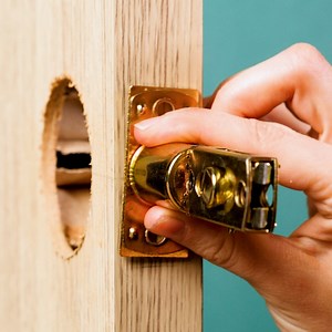 Install Door Handle in a Minute | Science, Tech and Universe