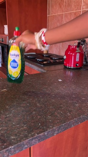 Deep Cleaning Your Kitchen: Tips and Tricks