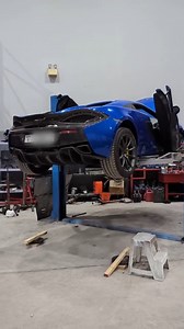 85K views · 591 reactions | McLaren Workshop in Dubai #Maintenance #supercars #mechanic | Marius RBE | Facebook