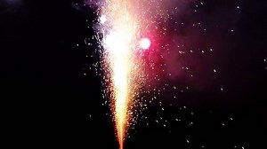clip-14278792-exploding-firework-slow-motion---fire-sparks