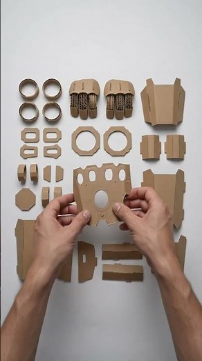 I Built the Infinity Gauntlet From Cardboard! 💎🤯