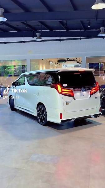2021 Alphard EL: Luxury and Performance Redefined
