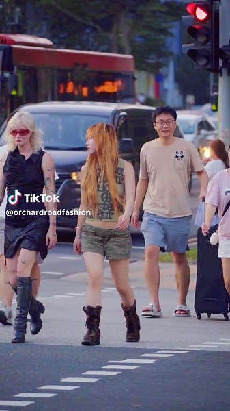 Spotted @Wisp in Singapore 🔥🤩🎸😍🎤🇸🇬🔥 #orchardroadfashion #fashion #tiktokfashion #streetfastion #fyp