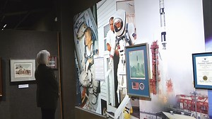 EAA exhibit honors Apollo 8 commander