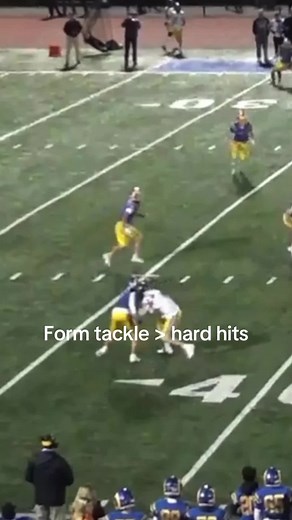Form tackle technique for college football players