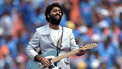 Arijit Singh once got a duplex in Mumbai to perform at wedding: Rapper Ikka