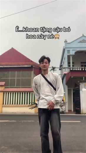 Quý lắm mới tặng đó ạ👉👈#xhhhhhhhhhhhhhhhhhhhhhhh #tanghoa #vuinhon