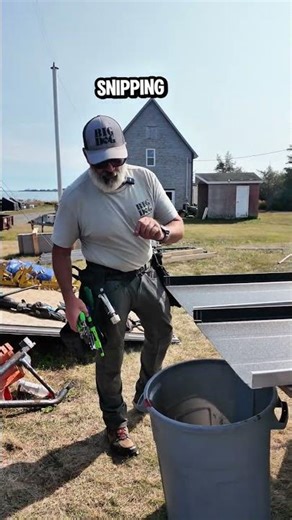 Garbage cans, to work clean!