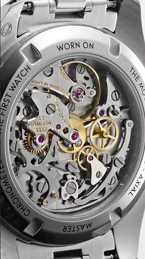A black and white Moonwatch has landed | OMEGA