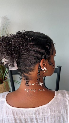 Easy Curly Hairstyles: Zig-Zag part Claw Clip⚡️