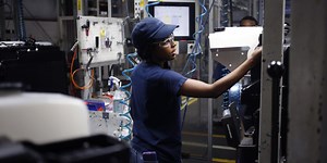 Week Ahead for FX, Bonds: U.S., European Purchasing Manager Surveys to Signal Post-Election Outlook