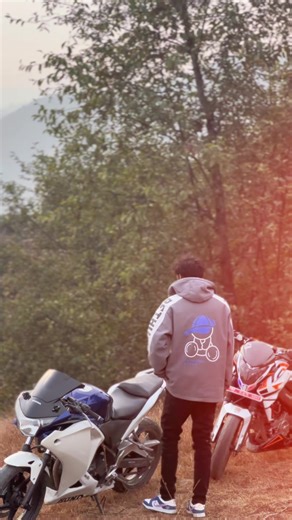 #r15v3 #cbr250rr ##ns200 #viraltiktok #🔥🔥 @Machine-man01🚀😎 @MACHINE MAN 60 @MACHINE_MAN07