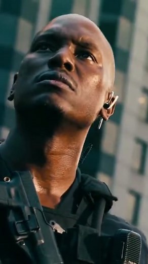 SHIT BOUT TO GET REAL!!! Our brother @tyrese is putting it all on the table on the next episode of the @rnbmoneypodcast audio out tomorrow video out sat! Oh boy!!.. R&B MONEY!..