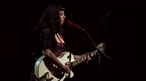 Mon Laferte - Amor Completo